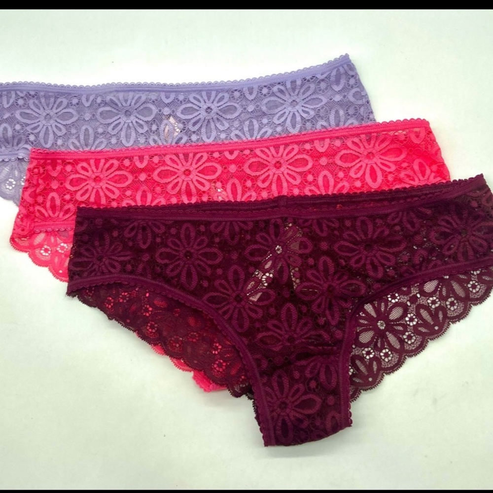 NWT Victoria's Secret Size S Cheeky Sheer Flower Lace Panties